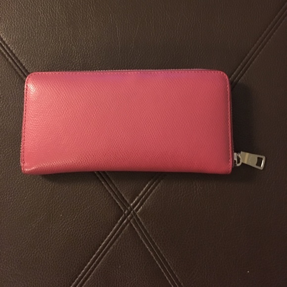 Pink Coach wallet - Picture 2 of 4
